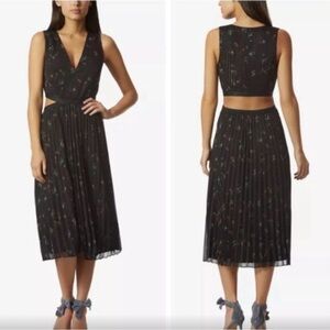 NWT Avec Les Filles Pleated Cutout Midi Dress Size Medium Floral Print